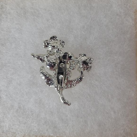 Set of 2 Silver Tone Classic Faux Pearl Floral Wheat Sheaf & Flowers Brooches - Picture 5 of 5